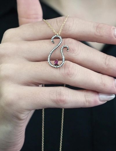 Siyah Pırlanta Yakut Kuğu Kolye resmi