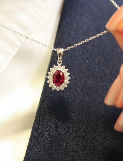 0.51 Karat Pırlantalı Yakut Kolye PN1692 resmi