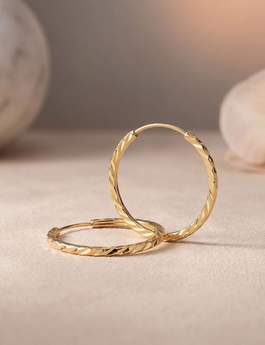 Yelpaze Kalemli Altın Halka Küpe (Çapı: 1.8cm) resmi