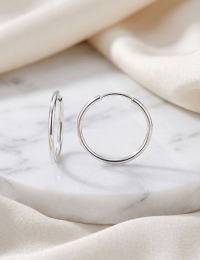 Beyaz Altın Minik Halka Küpe (Çap: 1.5cm) resmi