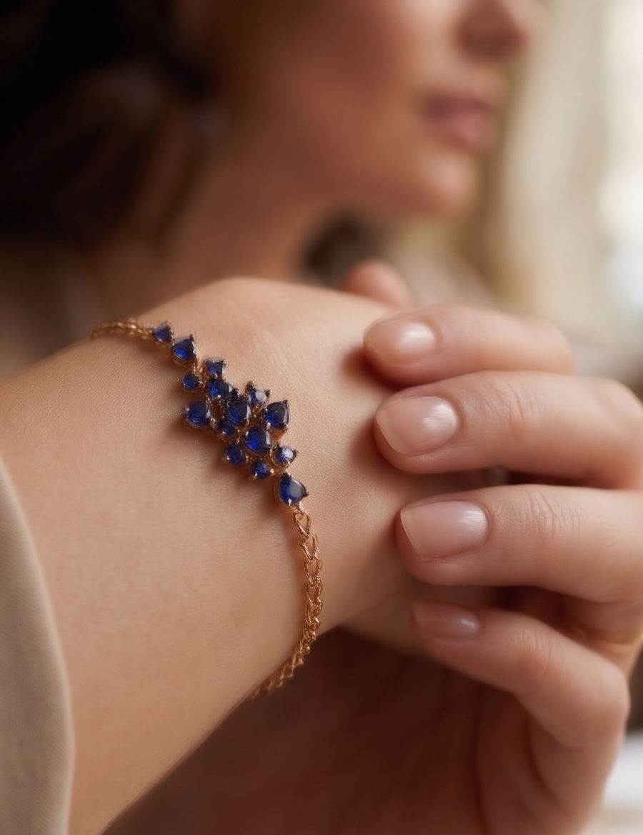 14 Ayar Altın 0.69 Karat Safir Üzüm Salkımı Bileklik resmi