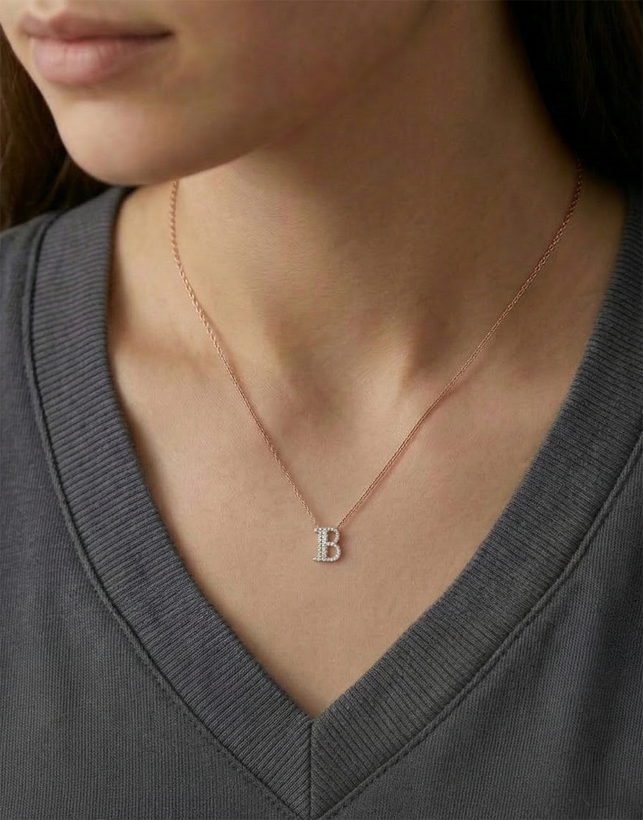 Baget Pırlanta Harf Kolye resmi