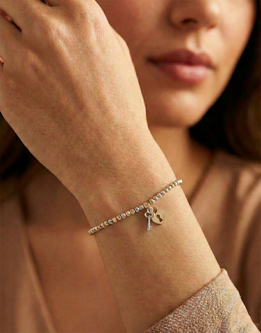 Altın Kelebek Dorika Bileklik resmi