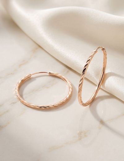 Yelpaze Kalemli Pembe Atın Halka Küpe (Çapı: 2.7cm - Rose Gold) resmi