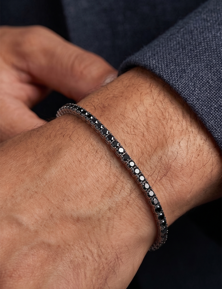 1.15ct Siyah Pırlantalı Su Yolu Bileklik resmi