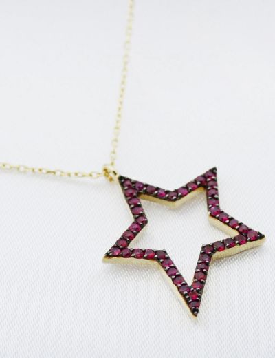 Yakut Keskin Yıldız Kolye resmi