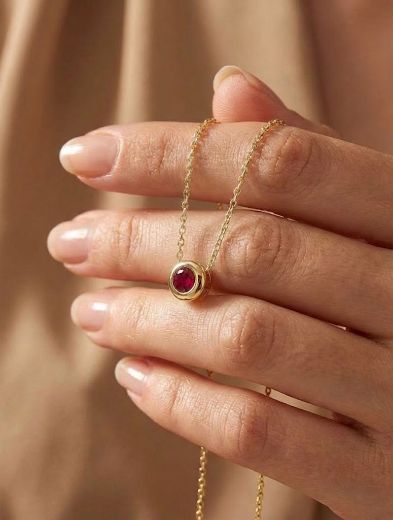 Doğal Yakut Tektaş Kolye resmi