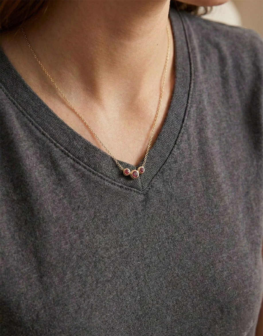 Yakut Tria Kolye resmi