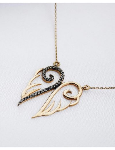 Siyah Pırlantalı Melek Kolye resmi