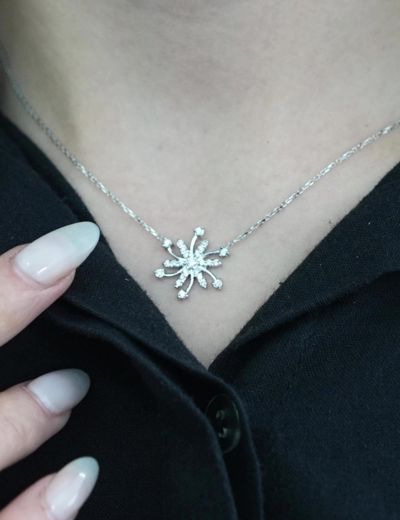 Pırlanta Kar Tanesi Tasarım Kolye resmi
