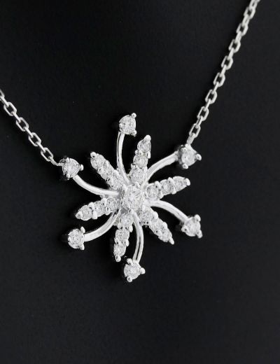 Pırlanta Kar Tanesi Tasarım Kolye resmi