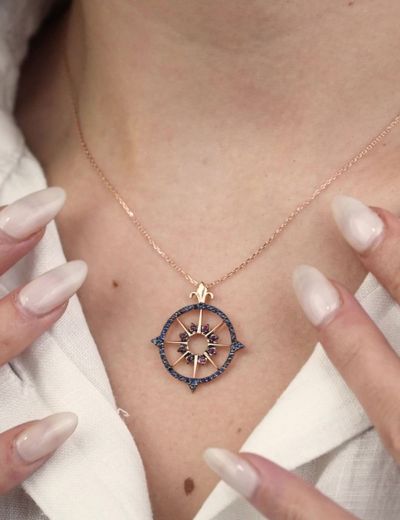 Pusula Yakut Safir Rose Gold Kolye resmi
