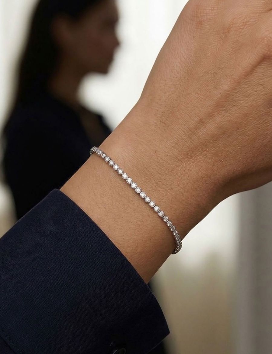0.79ct (E-F vs) Pırlanta Su Yolu Bileklik resmi