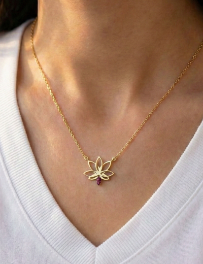 Yakut Lotus Çiçeği Kolye resmi