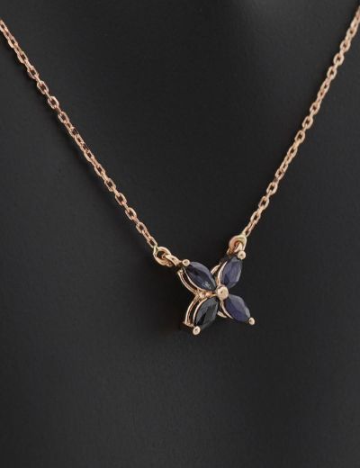 Ixora Safir Rose Gold Kolye resmi