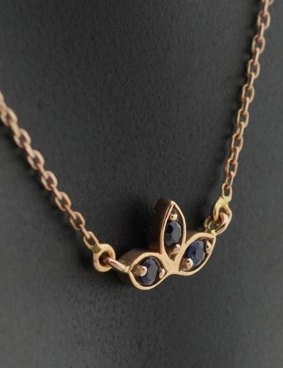 Safir Lotus Çiçeği Kolye resmi