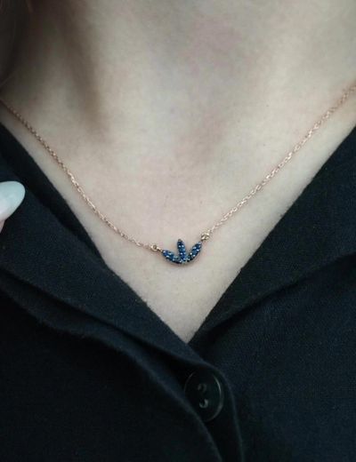 Safir Lotus Çiçeği Kolye resmi