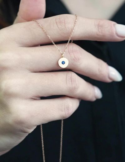 Minimalist Safir Tektaş Kolye resmi