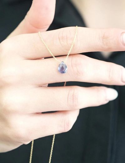 İyolit Damla Taşlı Kolye resmi