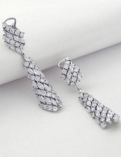 Sallantılı Pırlanta Küpe Tasarım Küpe