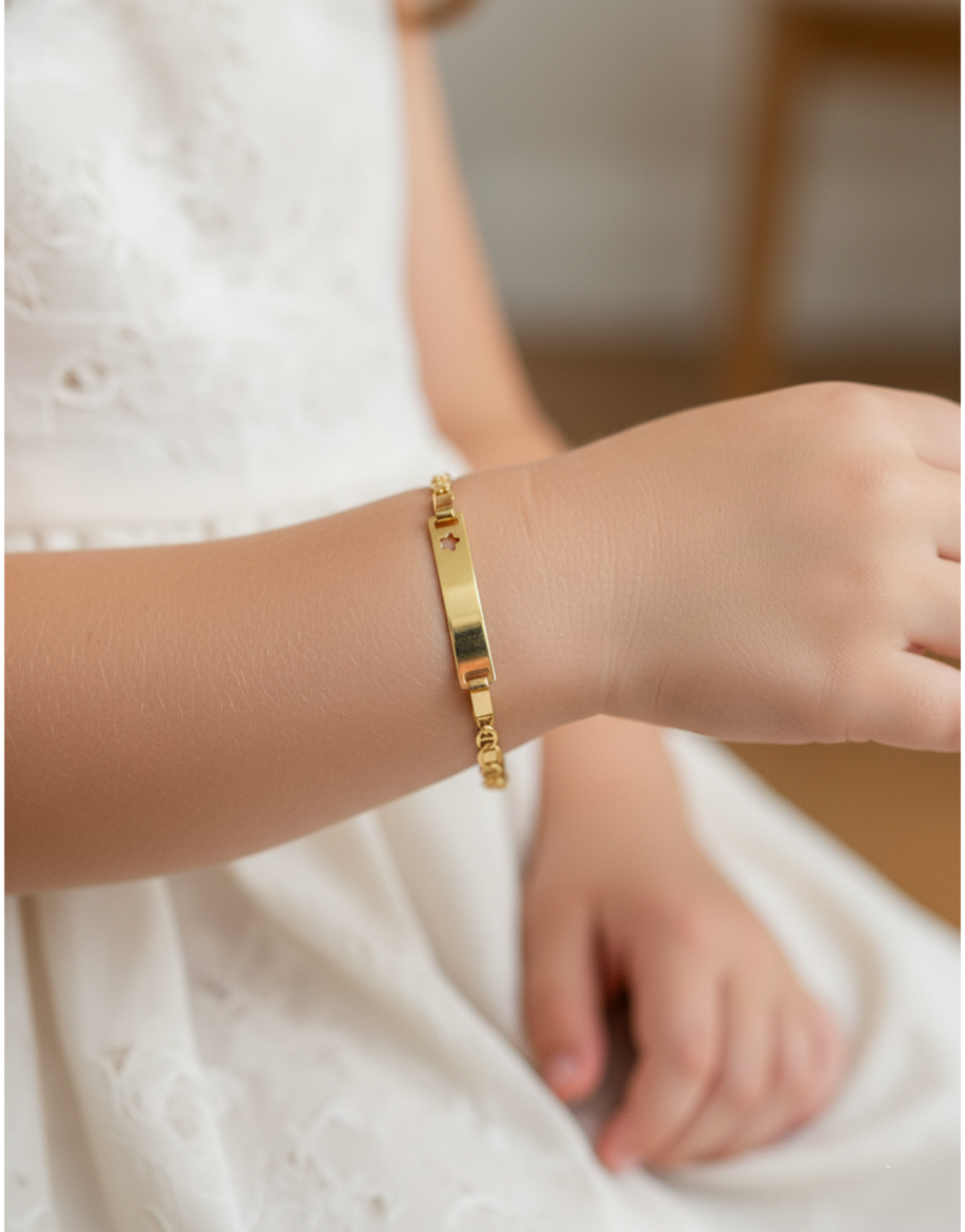 Çocuk Altın Künye Bileklik -Yıldız Figürlü resmi