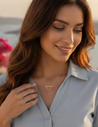 Altın Düğüm Kolye