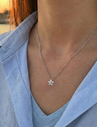 Badem Çiçeği Pırlanta Kolye resmi