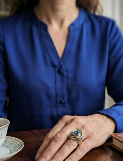 Çiftimizin Baş Harflerinden Oluşan Kişiye Özel Safir Yüzük